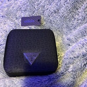 Style:S8520055 Group:Evanston Travel